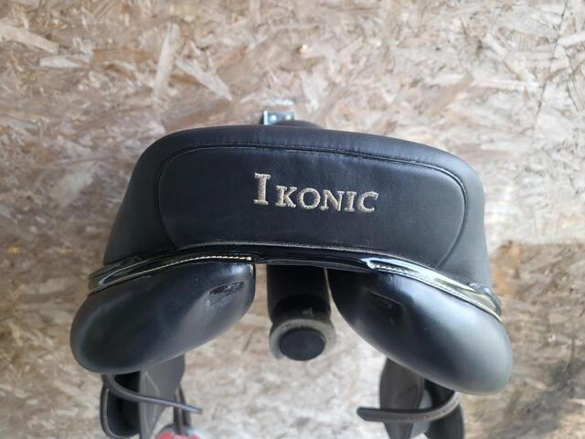 Selle Ikonic