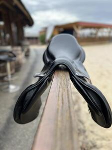 Selle devoucoux noire