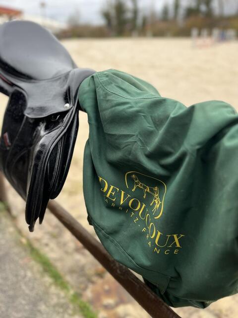 Selle devoucoux noire
