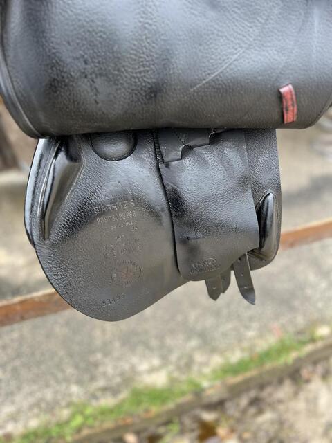 Selle devoucoux noire
