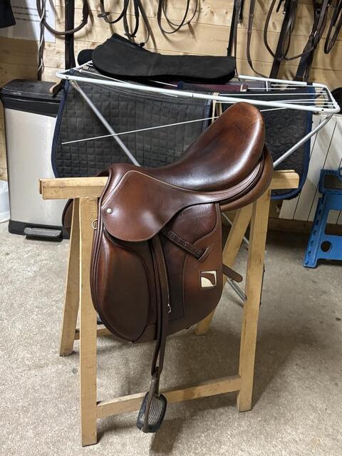 À vendre: Selle Childeric CSO modèle FMCL