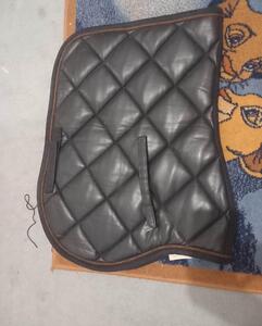 tapis noir/marron