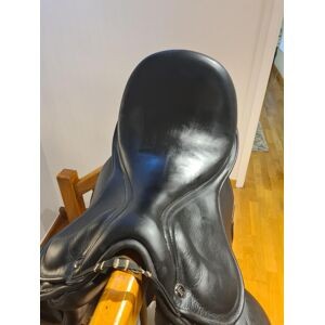SELLE DE DRESSAGE KINGSLEY