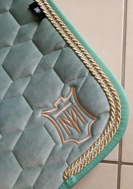 Tapis Mattes Velour Jade et Strass