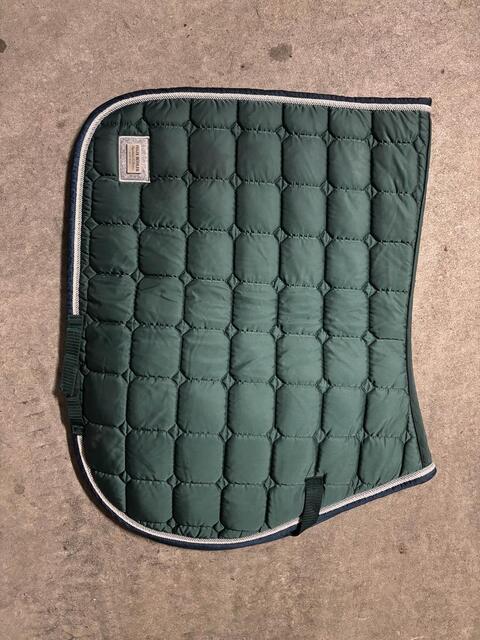 tapis Félix Buhler vert sapin