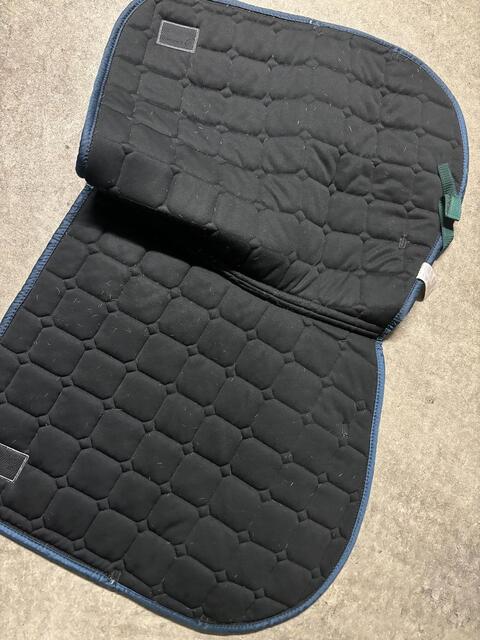 tapis Félix Buhler vert sapin