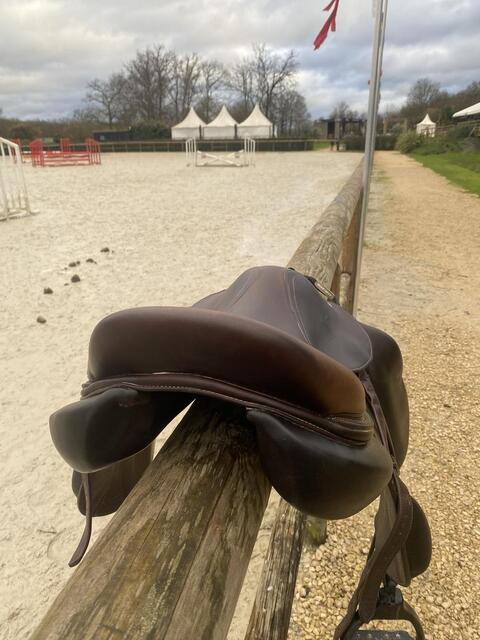 Selle à vendre