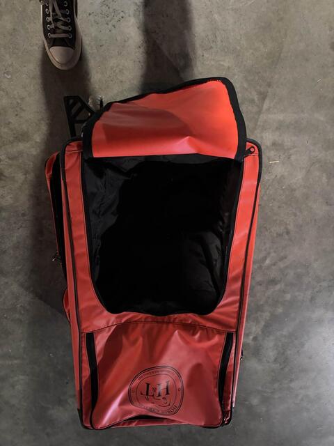 malle horse and travel