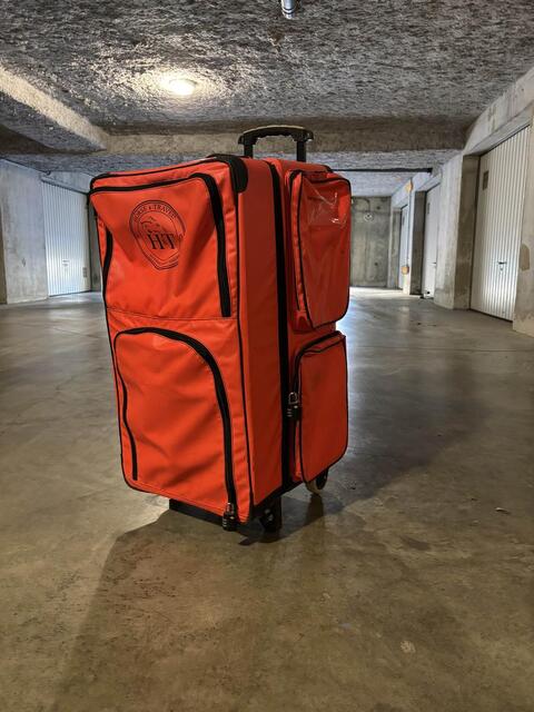 malle horse and travel
