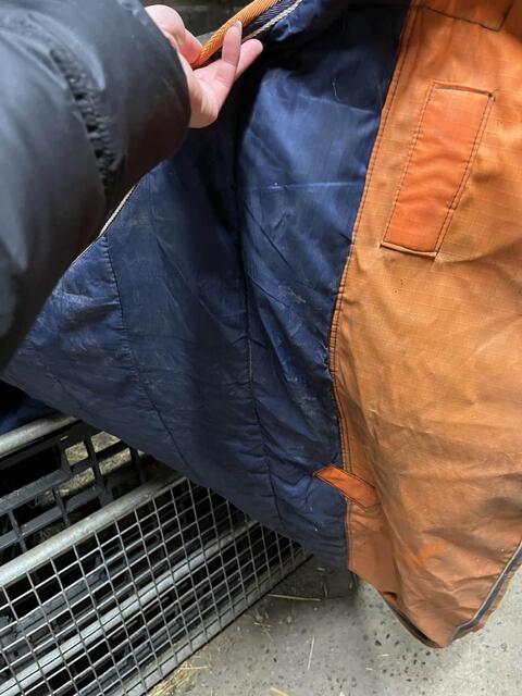 couverture extérieur 135 300gr