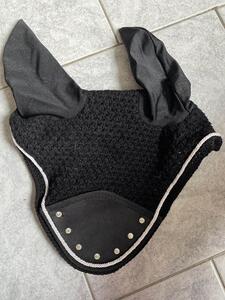 bonnet noir fouganza taille cheval