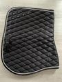 tapis noir fouganza