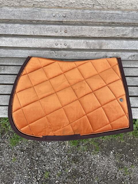 Tapis velours orange