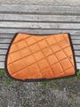 Tapis velours orange