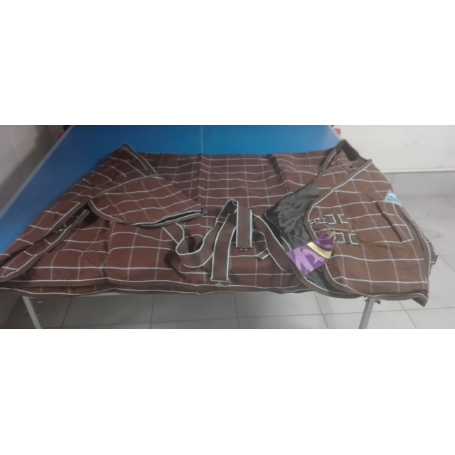 Couverture box marron
