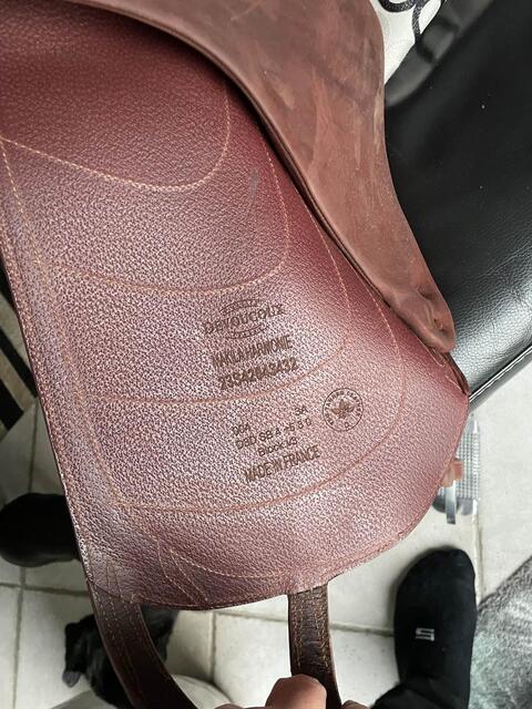 Selle de dressage makila marron devoucoux