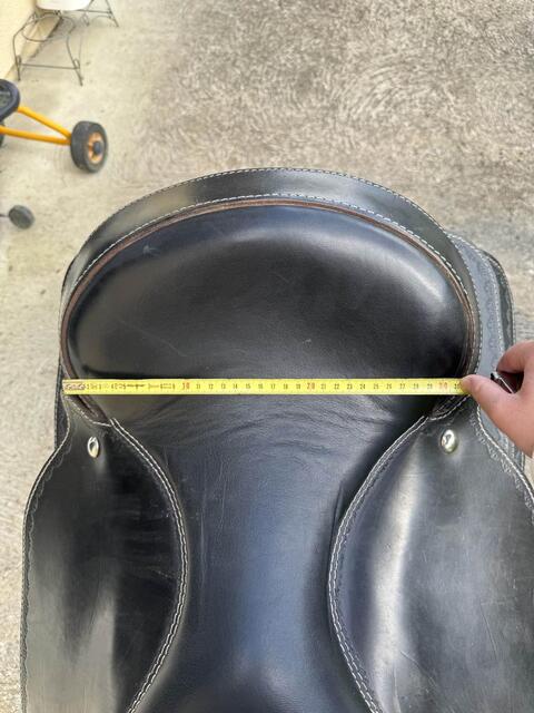 selle western noir