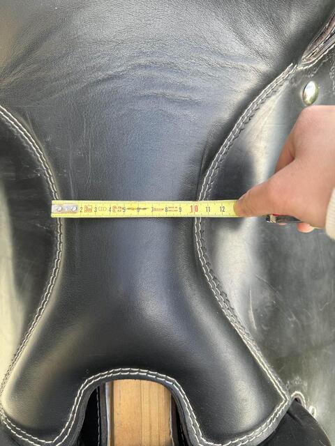 selle western noir