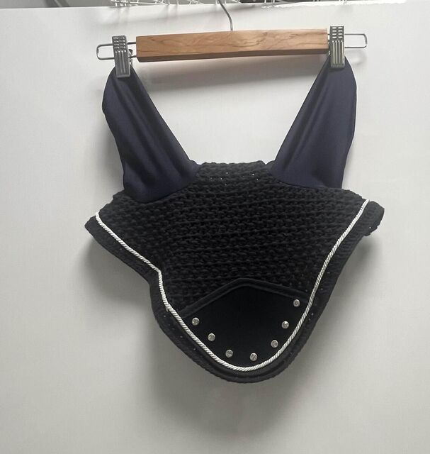 tapis+bonnet bleu marine fouganza