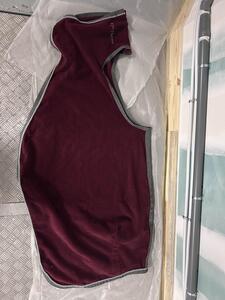 couvre reins polaire bordeaux equitheme
