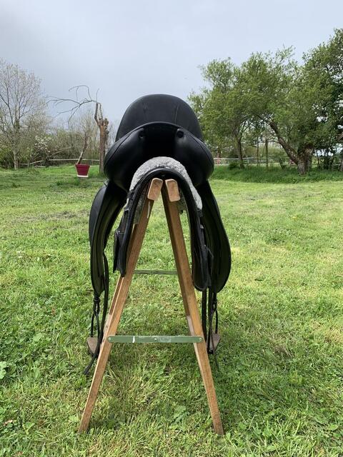 Selle de dressage Childeric