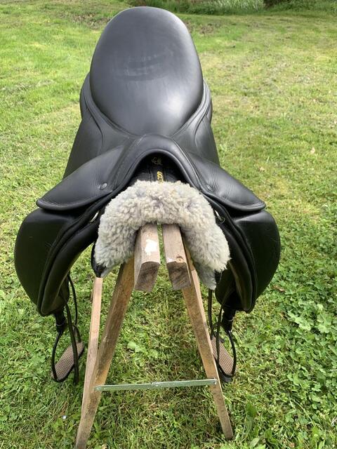 Selle de dressage Childeric