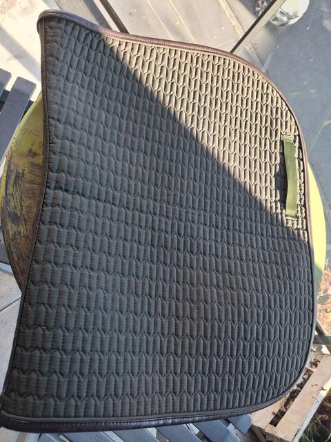 Tapis Kentucky vert olive