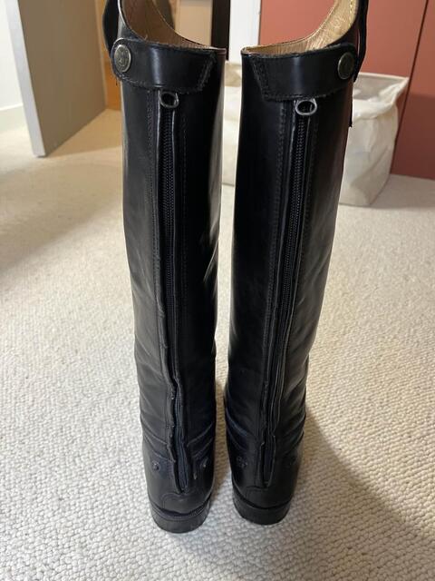 Bottes cuir noir