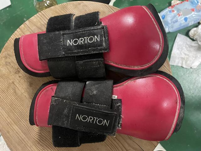 Guêtres rose Norton