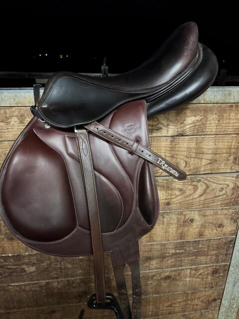 Selle Devoucoux Chilberta 17.5