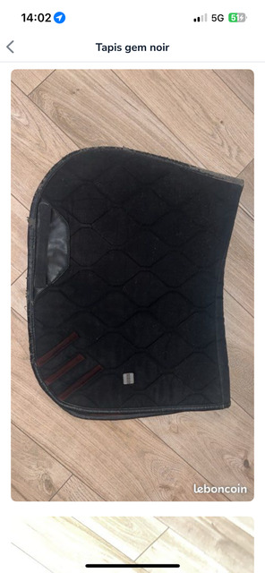 tapis gem noir