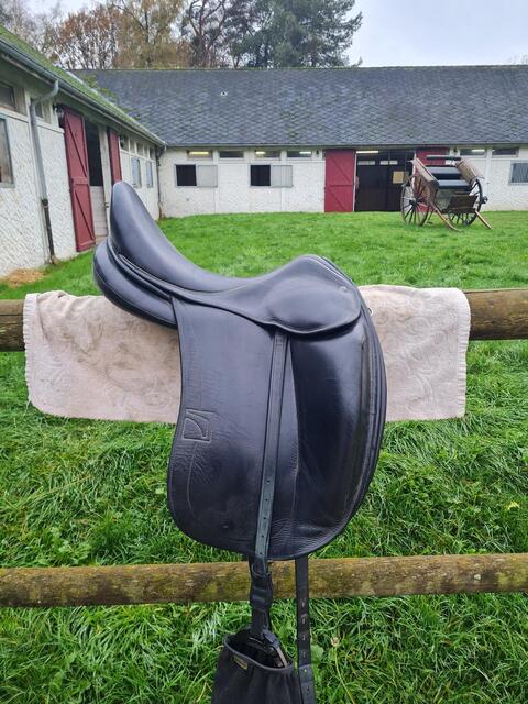 Selle de dressage Childeric
