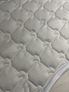 tapis blanc/rose