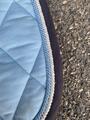 tapis de dressage bleu