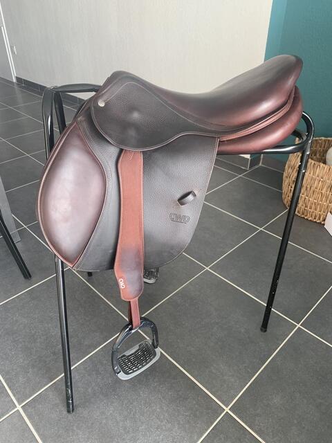 Selle CWD Sellier 17,5 pouces
