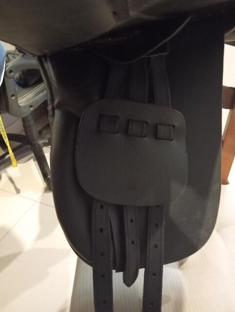 Selle de dressage