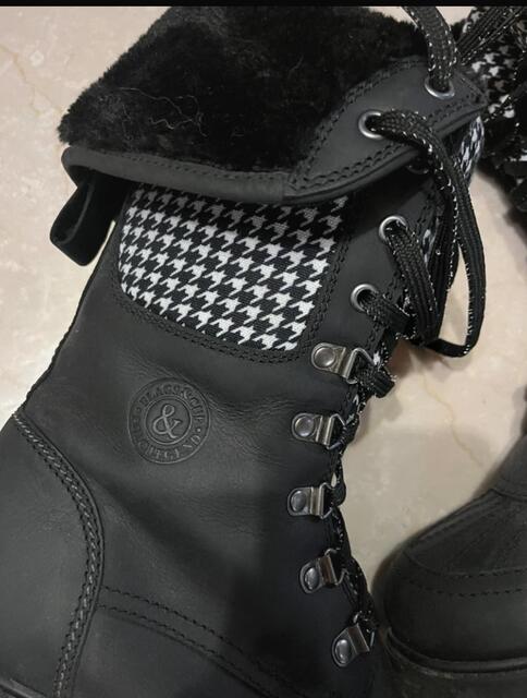 Boots Flags And Cup 40