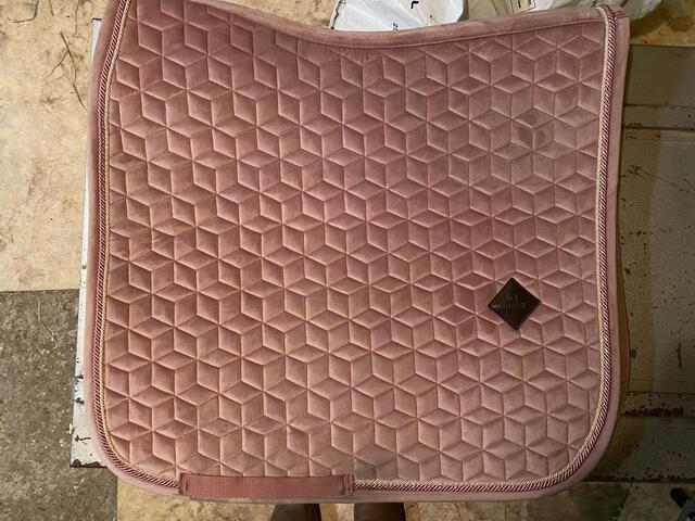 Tapis dressage Kentucky velvet rose