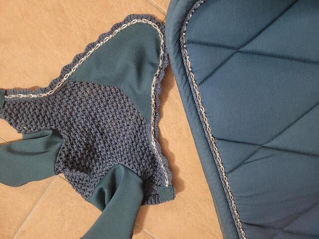 Tapis de selle et bonnet, taille cheval