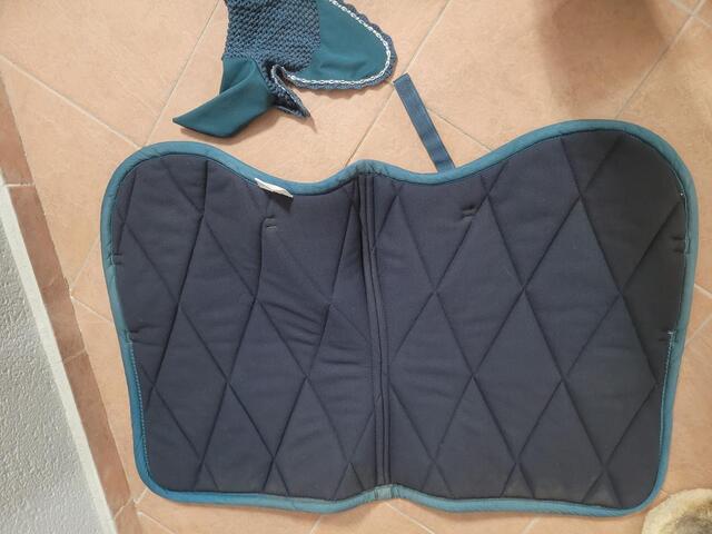 Tapis de selle et bonnet, taille cheval