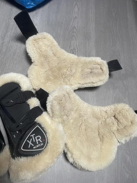 Guêtres et protège boulet Norton XTR moumoute
