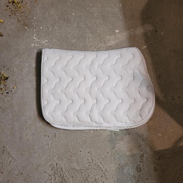 Tapis blanc