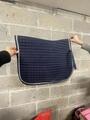tapis equitème bleu