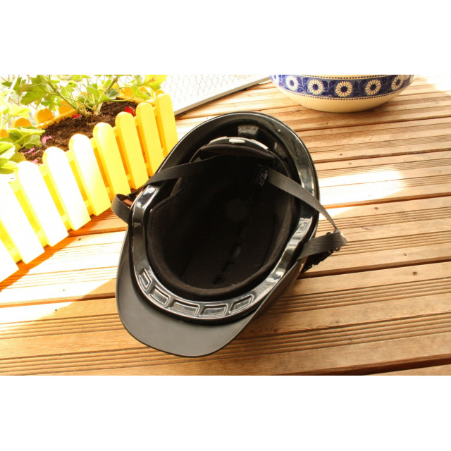 bombe d'equitation casco