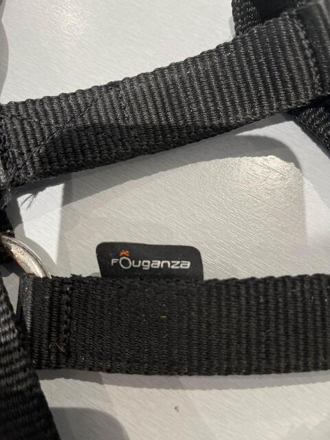 Licol noir fouganza