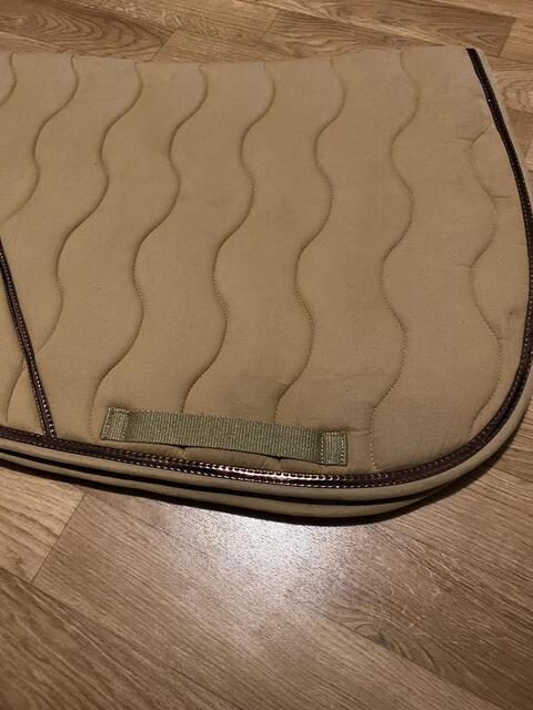 Tapis equitheme