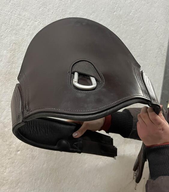 Sangle bavette articulée cuir Comfort Waldhausen