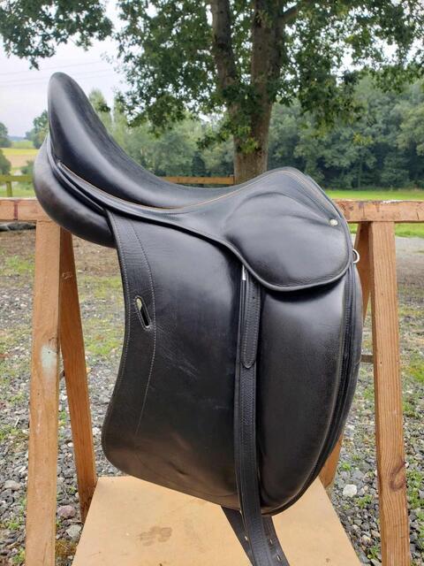 Selle de dressage Childéric