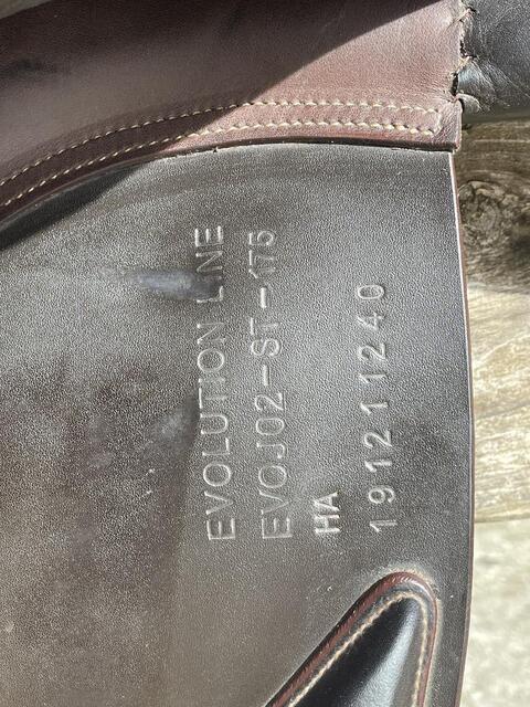 Selle Ikonic Évolution 17,5