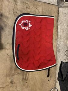 tapis Pénélope rouge